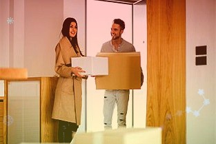 潤和軟件:自主研發的HiHopeOS已具備開發手機產品的基本能力,未來會