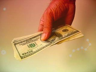 新東方“雙語帶貨”出圈蹚出一條教培行業轉型新路